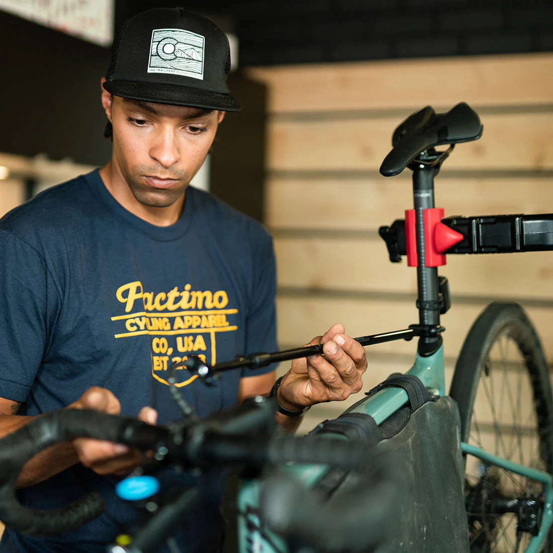 Flop Stop Handlebar Holder - Image 5